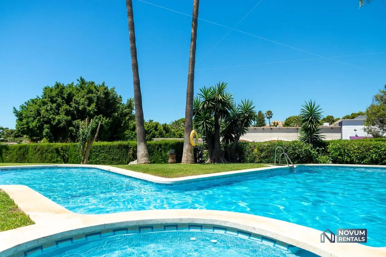 Modern 3 Bdrm Apt With Sea Views & Pool Newly Renovated Marbella Apartment